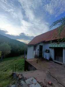 Rustico Casale in Vendita a Sassello Localetã  Patare